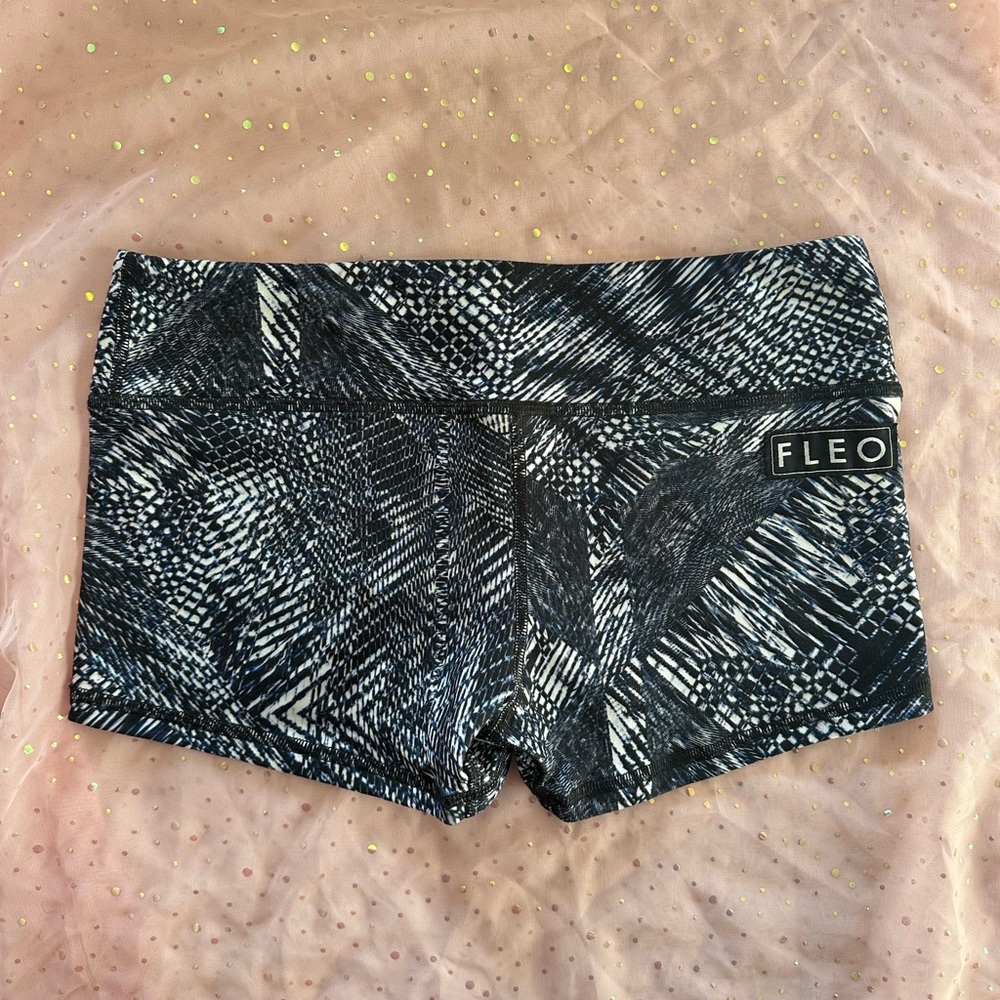 Fleo shorts